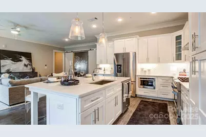 2426 Vail Avenue #B7, Charlotte, NC 28207 - Photo 4