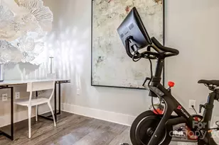 2426 Vail Ave, Charlotte, NC 28207 - Photo 10