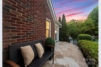 2100 Chesterfield Avenue, Charlotte, NC 28205 - Photo 46