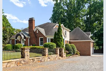 2100 Chesterfield Avenue, Charlotte, NC 28205 - Photo 6