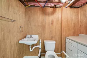 729 Montgomery Ave, Albemarle, NC 28001 - Photo 42