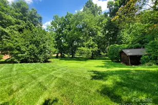 2104 Farmbrook Dr, Statesville, NC 28625 - Photo 40