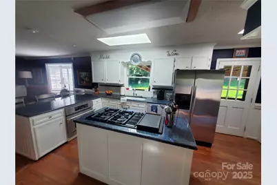 2104 Farmbrook Drive, Statesville, NC 28625 - Photo 10