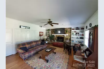 2104 Farmbrook Drive, Statesville, NC 28625 - Photo 8