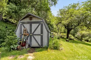 1592 Piney Hill Rd, Burnsville, NC 28714 - Photo 20