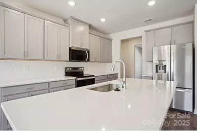 135 Satchel Court, Mooresville, NC 28115 - Photo 4