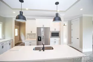 3119 Peaceful Mdws Dr, Morganton, NC 28655 - Photo 14