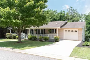 35 Sydney Ln, Asheville, NC 28806 - Photo 2