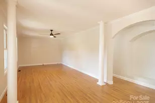 35 Sydney Ln, Asheville, NC 28806 - Photo 8