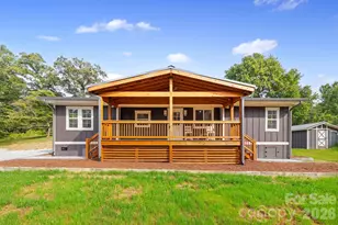 431 Pole Miller Ext, Brevard, NC 28712 - Photo 1