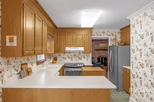 2101 River Chase Dr, Eden, NC 27288 - Photo 12