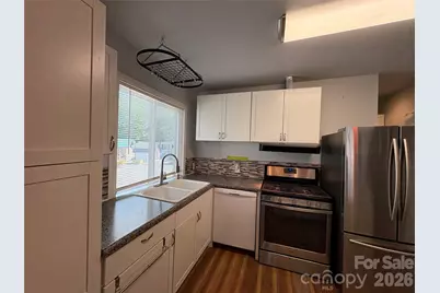 333 Mount View Lane #266 B, New London, NC 28127 - Photo 2