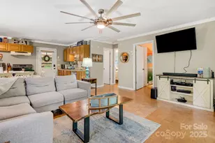 37 Poplar Dr, Rosman, NC 28772 - Photo 12