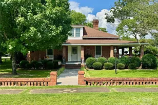 300 Blackmon St S, Bethune, SC 29009 - Photo 1