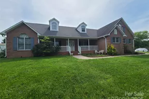 110 Kimberly Ln, Kings Mountain, NC 28086 - Photo 2