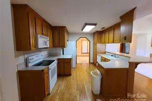 110 Kimberly Ln, Kings Mountain, NC 28086 - Photo 14