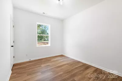 514 N Mulberry Street, Cherryville, NC 28021 - Photo 32