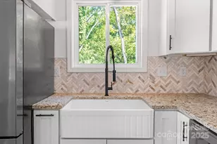 514 N Mulberry St, Cherryville, NC 28021 - Photo 10