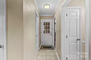 2020 Dawnshire Dr, Gastonia, NC 28054 - Photo 16