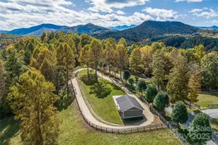 1987 Rabbit Hop Rd, Spruce Pine, NC 28777 - Photo 6