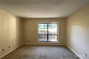 5864 Harris Grove Ln, Charlotte, NC 28212 - Photo 24