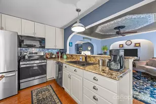 235 Kinder Ln, Canton, NC 28716 - Photo 8