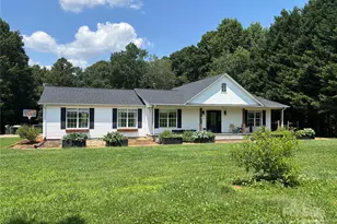 8122 Hutchison Ln, Vale, NC 28168 - Photo 4