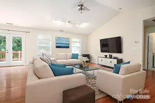 29 Honey Hollow Ln, Fairview, NC 28730 - Photo 6