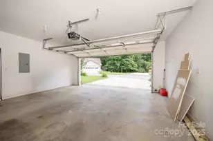 29 Honey Hollow Ln, Fairview, NC 28730 - Photo 24