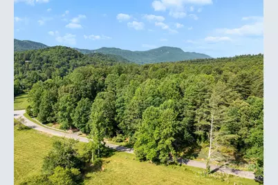 000 Old Town Way, Hendersonville, NC 28739 - Photo 18