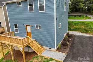 396 Deaverview Rd, Asheville, NC 28806 - Photo 6