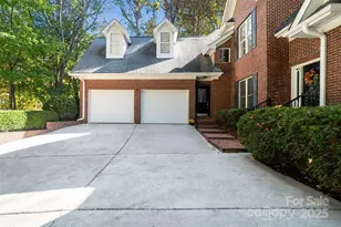 23 Tanglewood Rd, Clover, SC 29710 - Photo 2