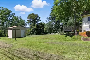 324 Whispering Hills Dr, Hendersonville, NC 28792 - Photo 22