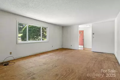 324 Whispering Hills Drive, Hendersonville, NC 28792 - Photo 14