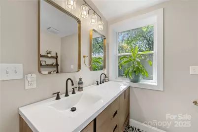 2034 Lanier Avenue, Charlotte, NC 28205 - Photo 24