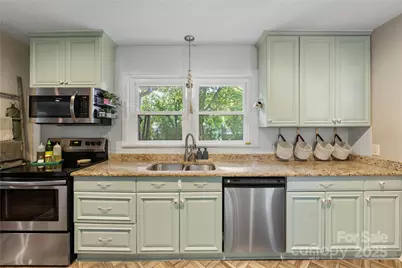 2034 Lanier Avenue, Charlotte, NC 28205 - Photo 4