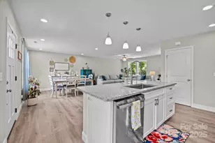 458 Summer Rd, Hendersonville, NC 28792 - Photo 10