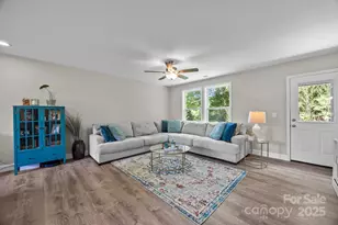 458 Summer Rd, Hendersonville, NC 28792 - Photo 12