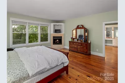 303 S Braeside Court, Asheville, NC 28803 - Photo 20