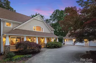 303 S Braeside Ct, Asheville, NC 28803 - Photo 4