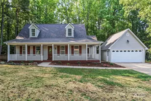 370 Shannon Dr, Lexington, NC 27292 - Photo 2
