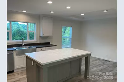 138 Zircon Drive, Statesville, NC 28625 - Photo 4