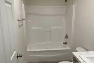 138 Zircon Dr, Statesville, NC 28625 - Photo 12