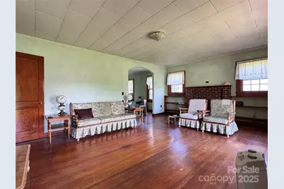 130 N 1st Street, Franklin, NC 28734 - Photo 22