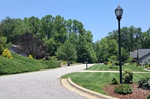 69 Benhurst Ct, Hendersonville, NC 28791 - Photo 30