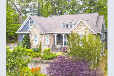 69 Benhurst Court, Hendersonville, NC 28791 - Photo 2