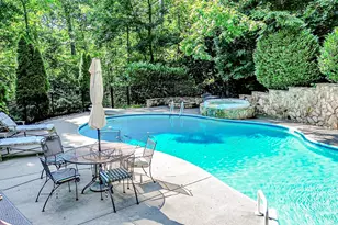 196 Col Hamptons Ct, Rutherfordton, NC 28139 - Photo 2