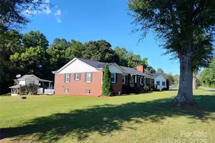 3883 Bunkerhill School Rd, Claremont, NC 28610 - Photo 36