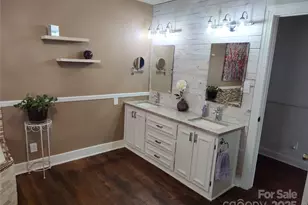 3883 Bunkerhill School Rd, Claremont, NC 28610 - Photo 20