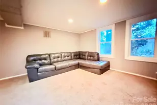 62 Kinard Ln, Penrose, NC 28766 - Photo 4